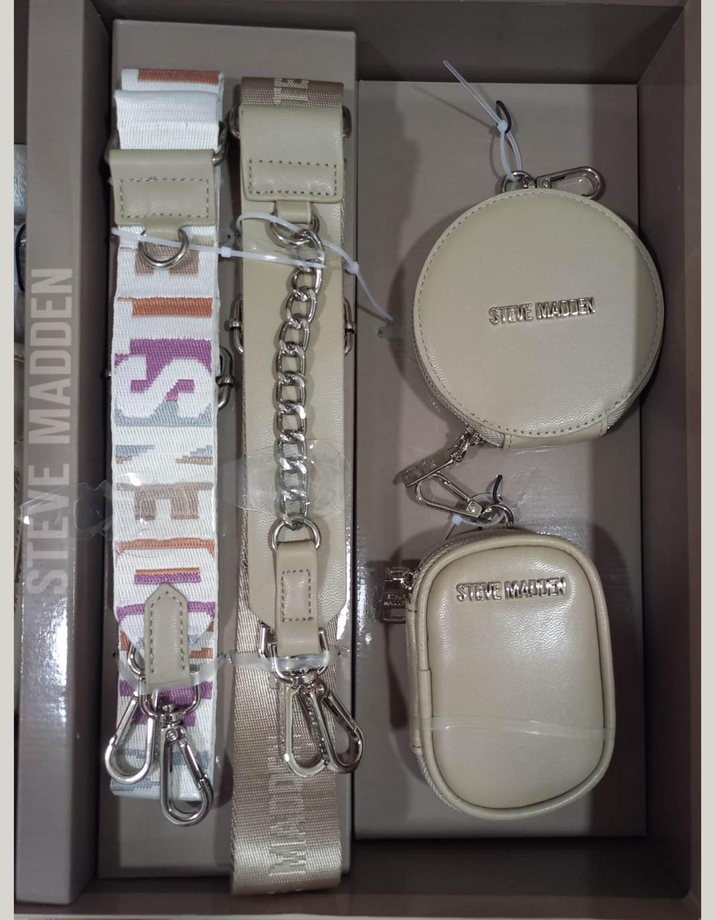 Estuche Cartera Steve Madden color Nude con Monederos