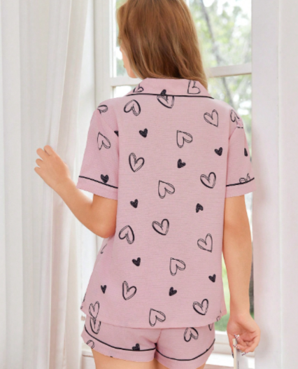 Conjunto de pijama de top de manga corta y shorts blanco para mujer