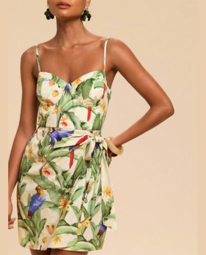 Vestido mini de verano con efecto envolvente y estampado tropical con lazada