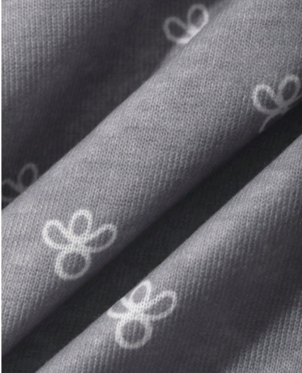 Pijama Corta de Mujer Estampado Floral Minimalista con Botones Decorativos