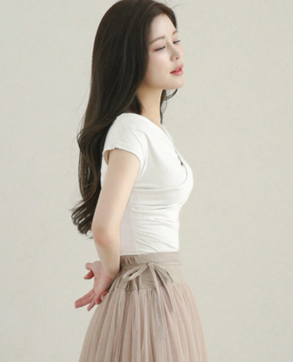 Blusa blanca Elegante con Hombros Caídos y Escote Cruzado para mujer