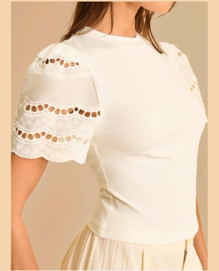 Blusa blanca de mujer mangas bordadas blancas