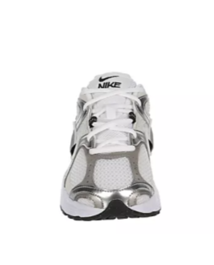 Nike Women V5 RNR Sneaker