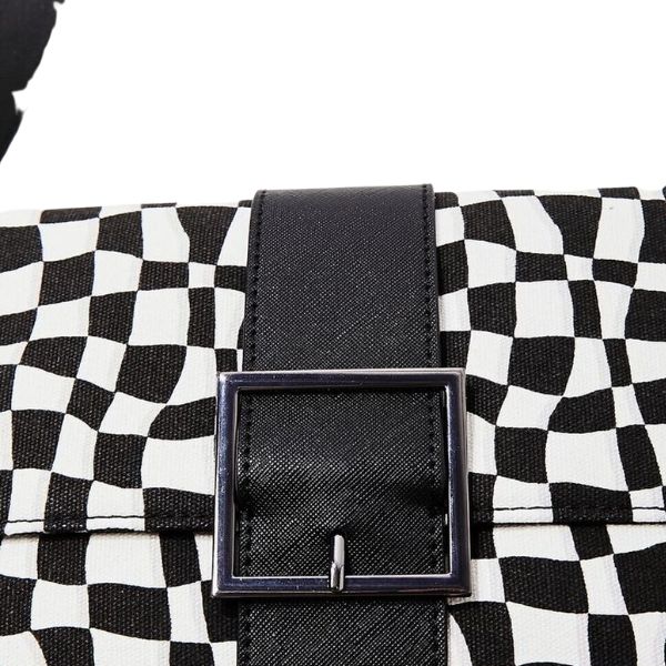Cartera estampado cuadros