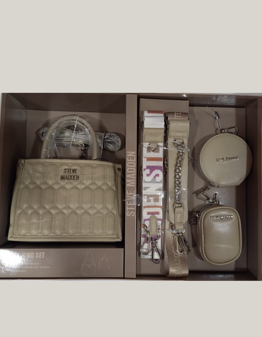 Estuche Cartera Steve Madden color Nude con Monederos