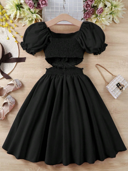 Vestido de verano para adolescente con cuello cuadrado de unicolor, mangas cortas abullonadas, cintura con calado y perfecto para unas vacaciones