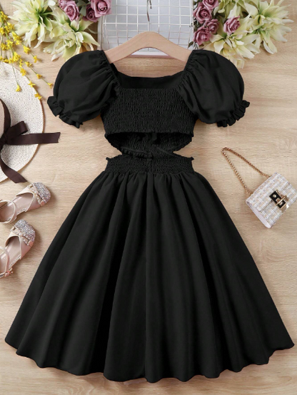 Vestido de verano para adolescente con cuello cuadrado de unicolor, mangas cortas abullonadas, cintura con calado y perfecto para unas vacaciones