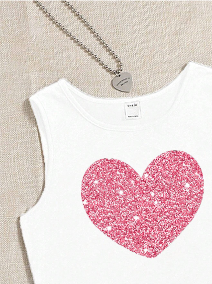 Top cuello redondo corazón estampado para niña