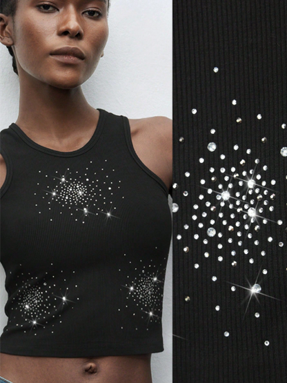 Camiseta de mujer con ajuste de cintura y decoración de brillantes de rhinestone negros, estilo urbano elegante