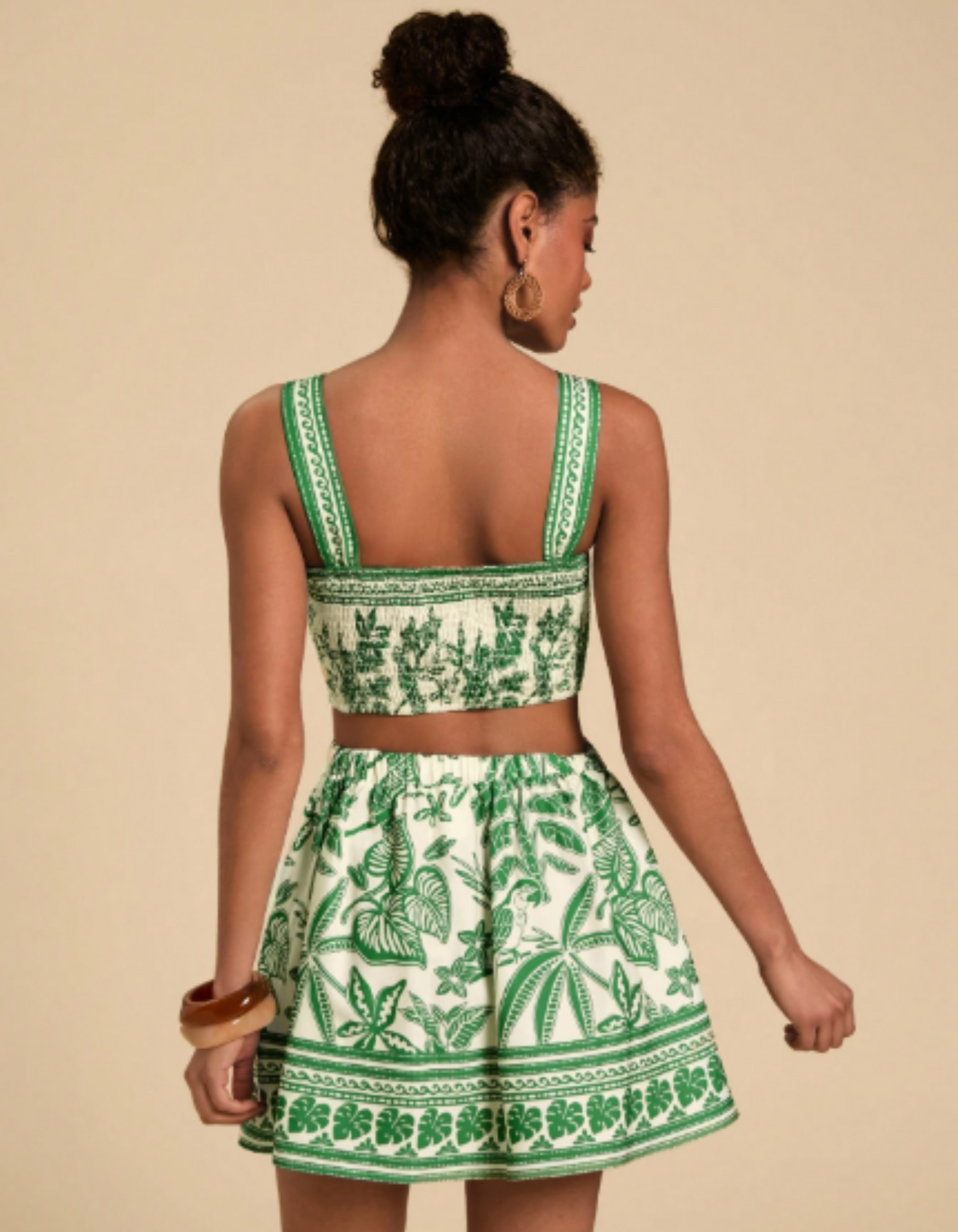 Conjunto de top  y falda con estampado floral para mujer