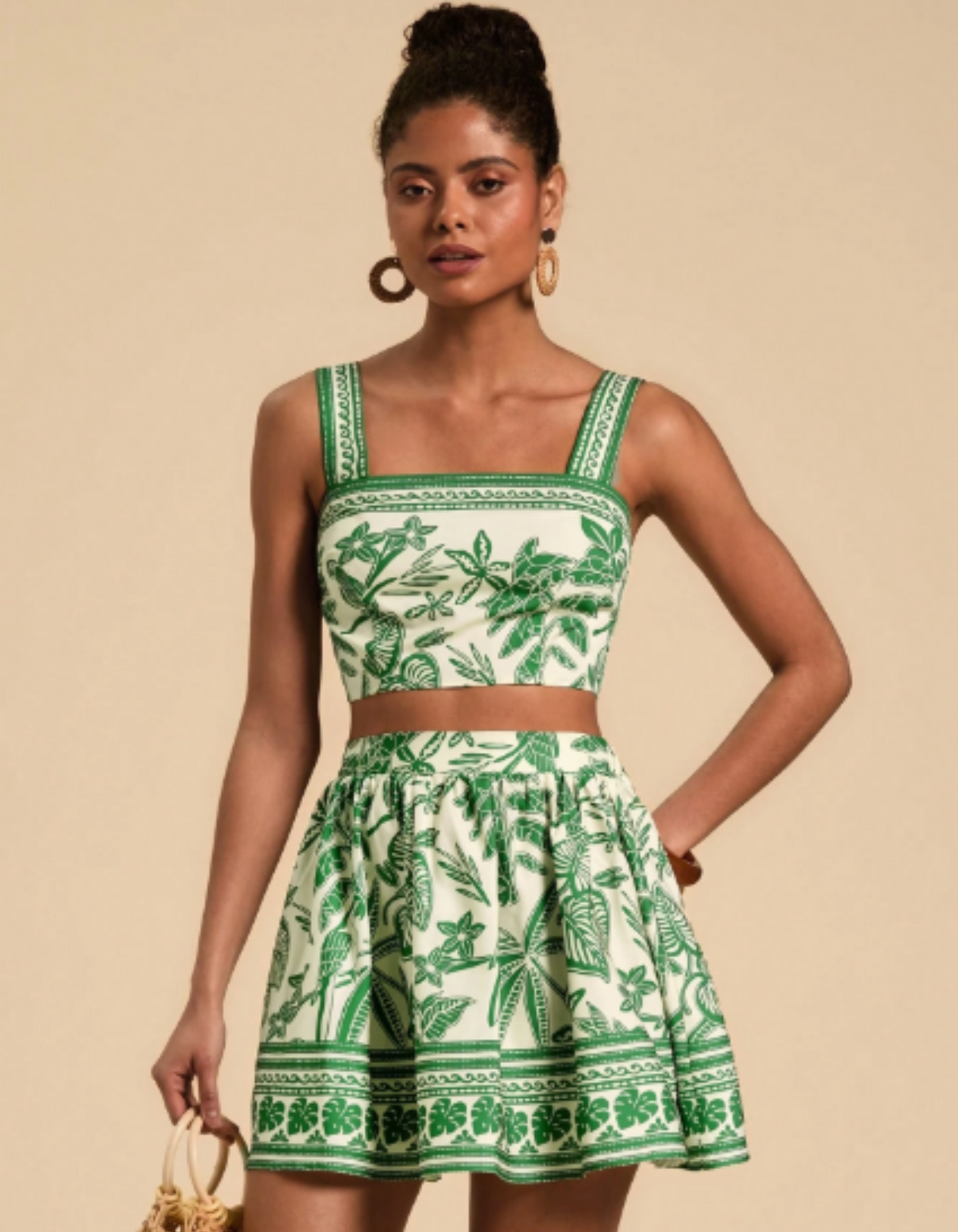 Conjunto de top  y falda con estampado floral para mujer