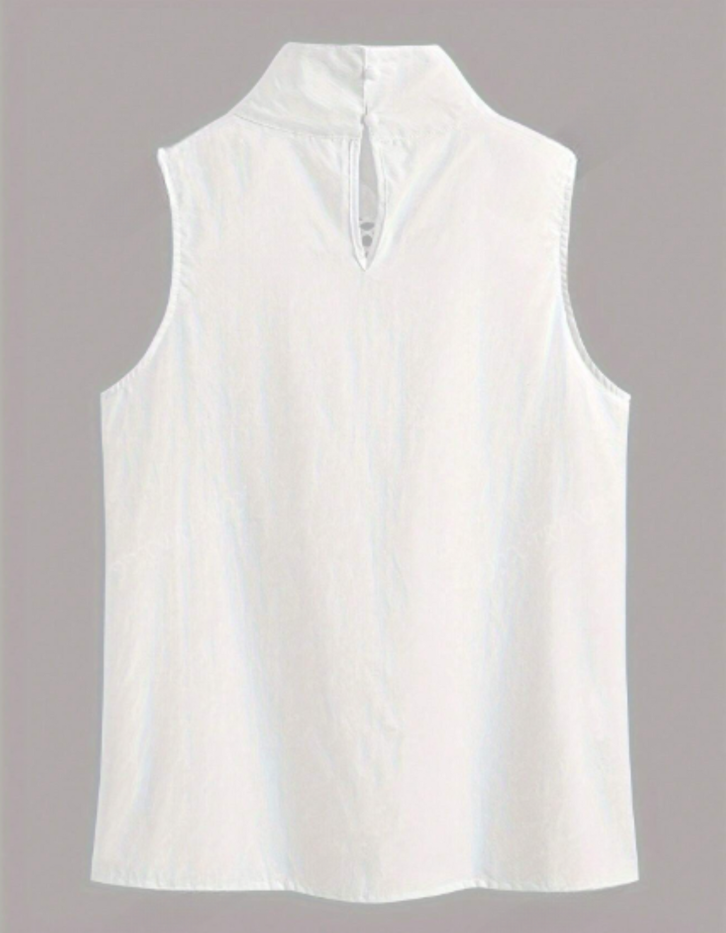 Blusa de mujer sin mangas cuello alto con detalles de encaje