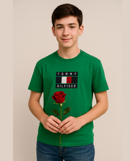 Camiseta Tommy Hilfiger para niño color Verde con Logo delantero