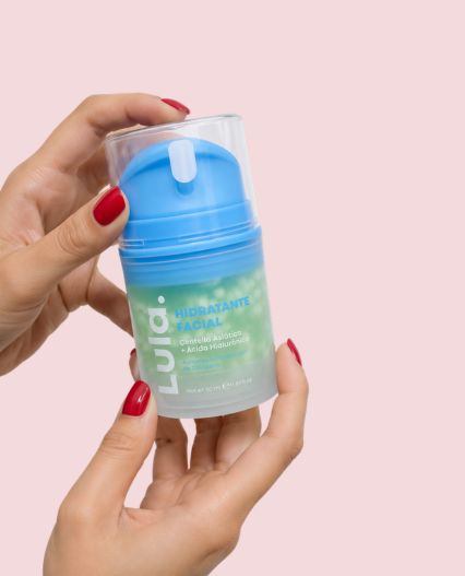 Hidratante Facial con Perlas Centella asiatica + Äcido Hialurónico