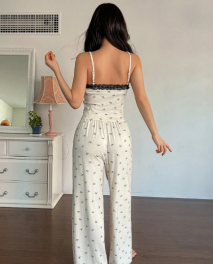 Conjunto de Pijama en Algondón para mujerde tiras estampado lazitos