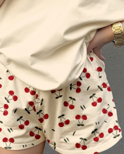 Pijama estampado cerezas para niñas