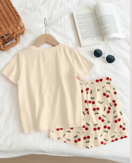 Pijama estampado cerezas para niñas