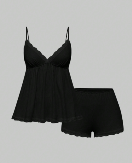 Pijama Casual de Mujer blusa con tirantes y short de encaje negro