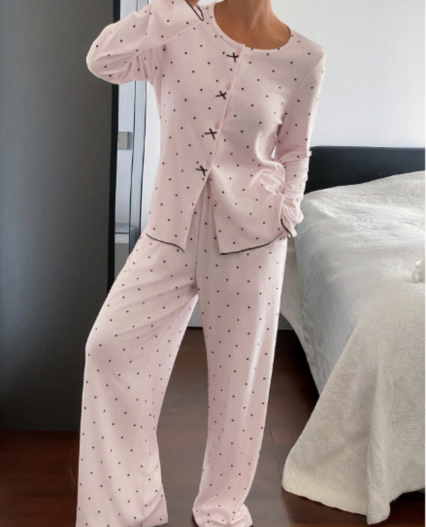 Conjunto de Pijama en Algondón para mujer manga larga de lunares